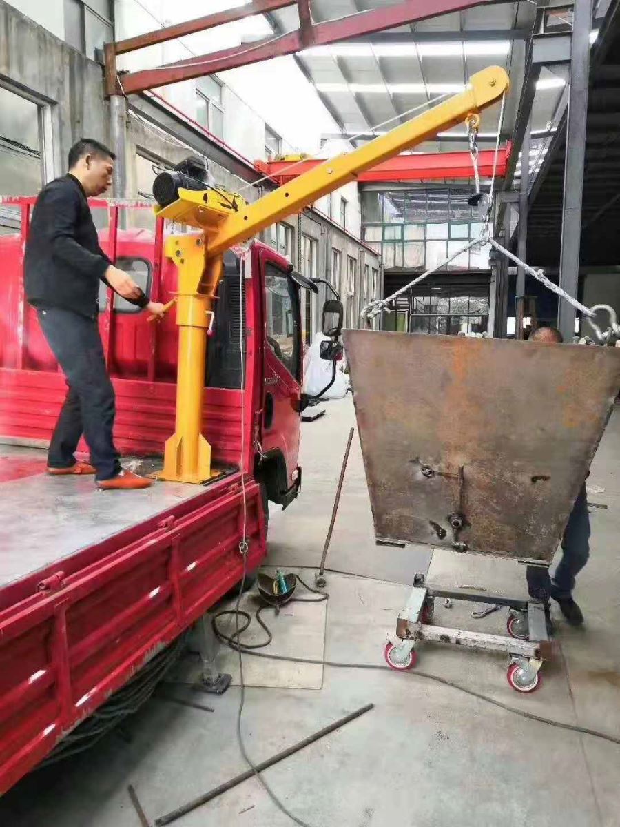 車載小吊機